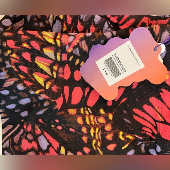 Fabletics Mesh Me Smoothing High Waist Short - Picture 6 of 6